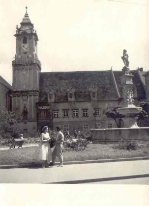 Dr. Kaposi Edit Takács András - Pozsony Főtér, 1956